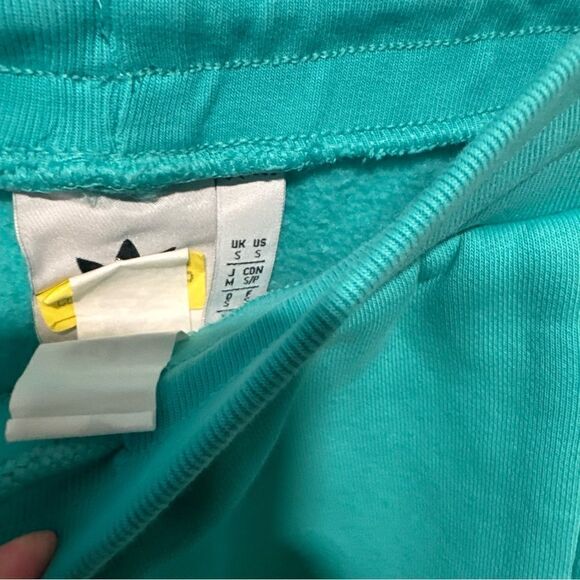 adidas Originals Trefoil Essentials Hoodie Joggers Sweatsuit Set Co-Ord - Picture 8 of 13